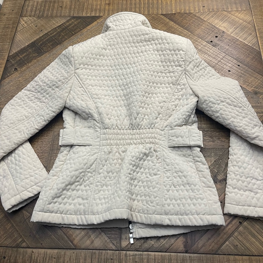 Chic Cream Quilted Utility Jacket - image 4